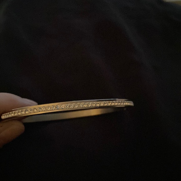 Stainless steel bangle with 1 row of crystals brand new never worn - Picture 3 of 7